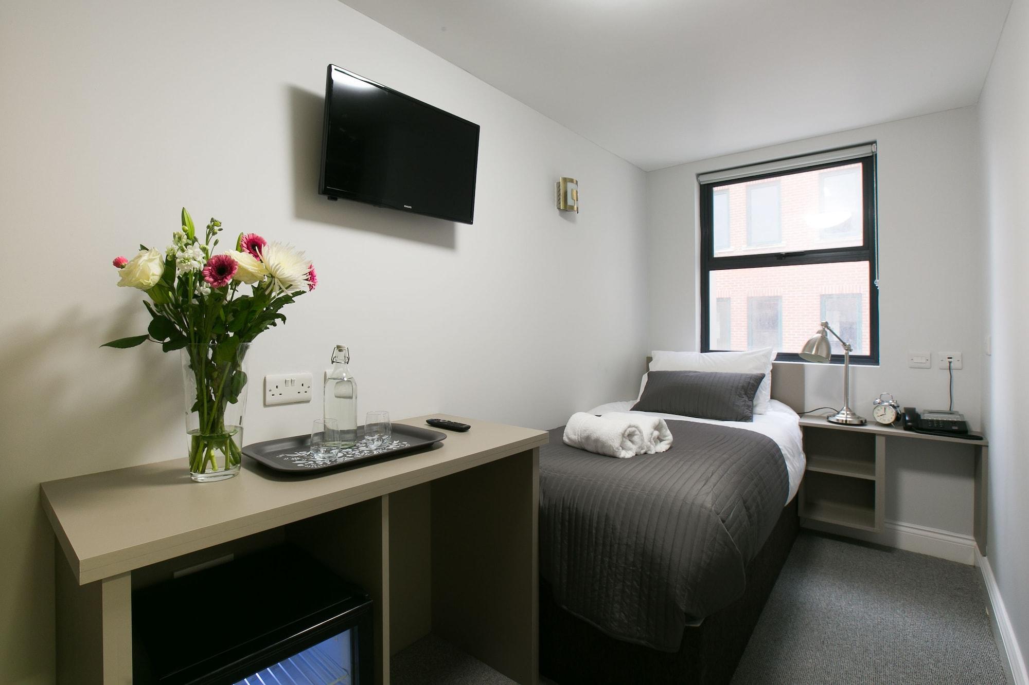 Belvilla Ilford Hill Hotel London Exteriör bild