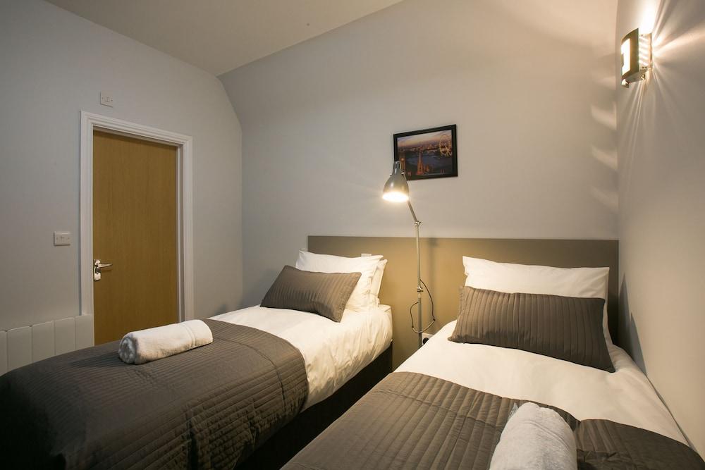 Belvilla Ilford Hill Hotel London Exteriör bild