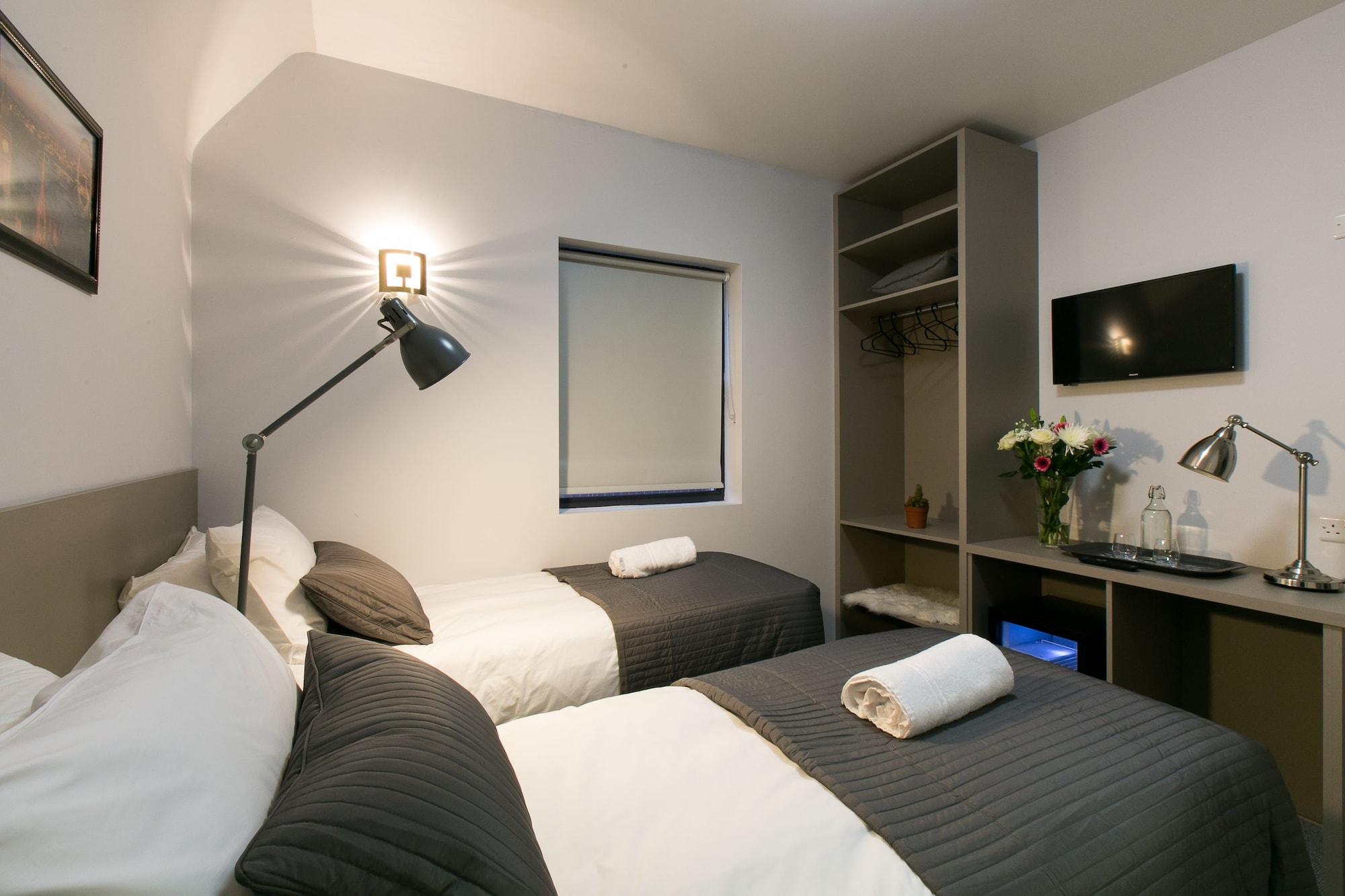 Belvilla Ilford Hill Hotel London Exteriör bild