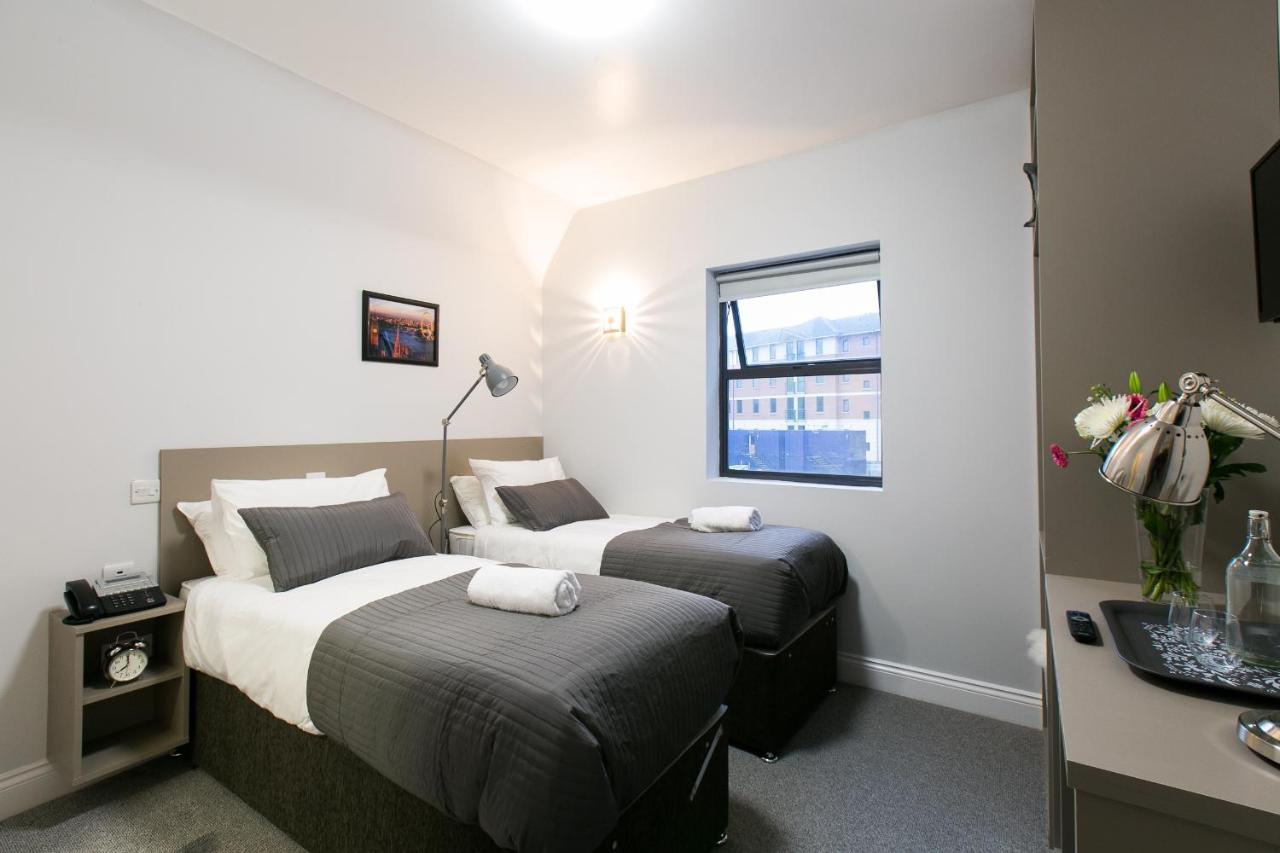 Belvilla Ilford Hill Hotel London Exteriör bild